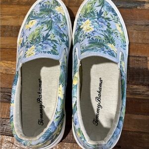 Tommy Bahama Women's Tropical Floral Slip-On Sneakers - Blue and Yellow